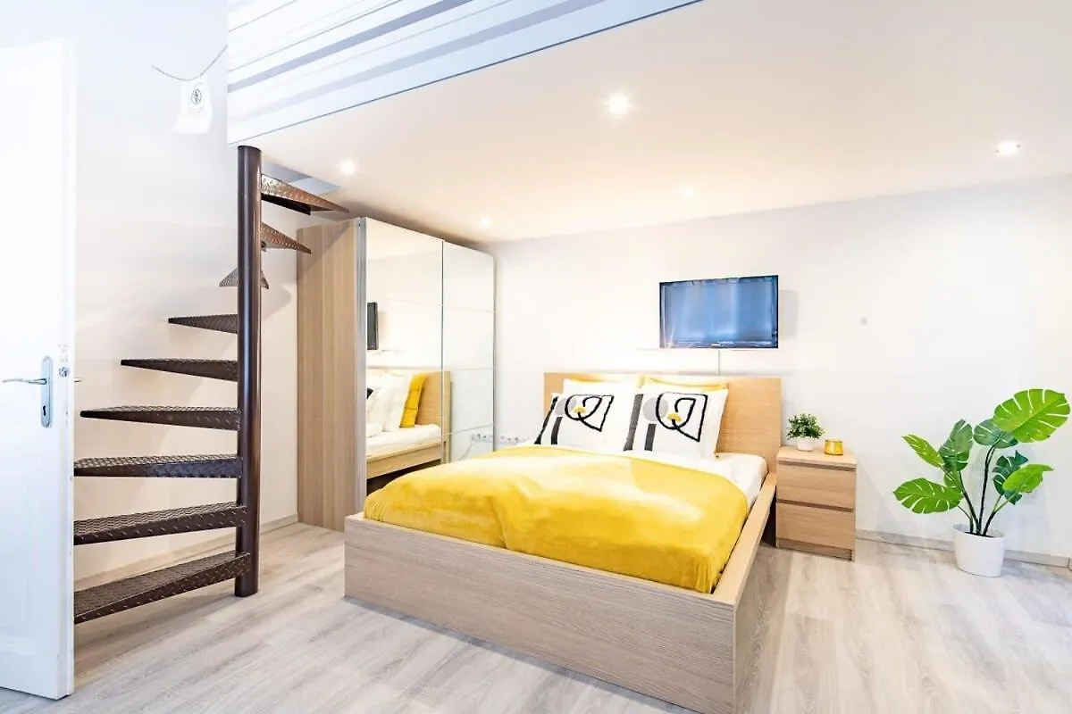 Central - Large - Comfy Budapest 0*,  Ungheria